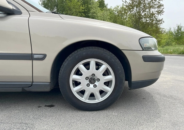 Volvo S60 cena 19900 przebieg: 109500, rok produkcji 2001 z Częstochowa małe 211